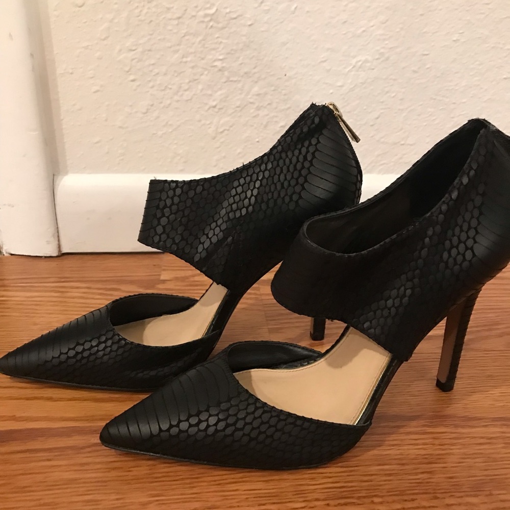 Jessica Simpson heels